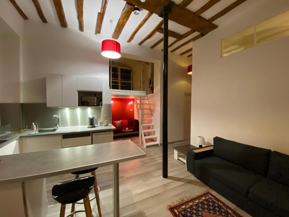 Le Gite De Lancelot Avec Balneo City Center Sens Exterior photo